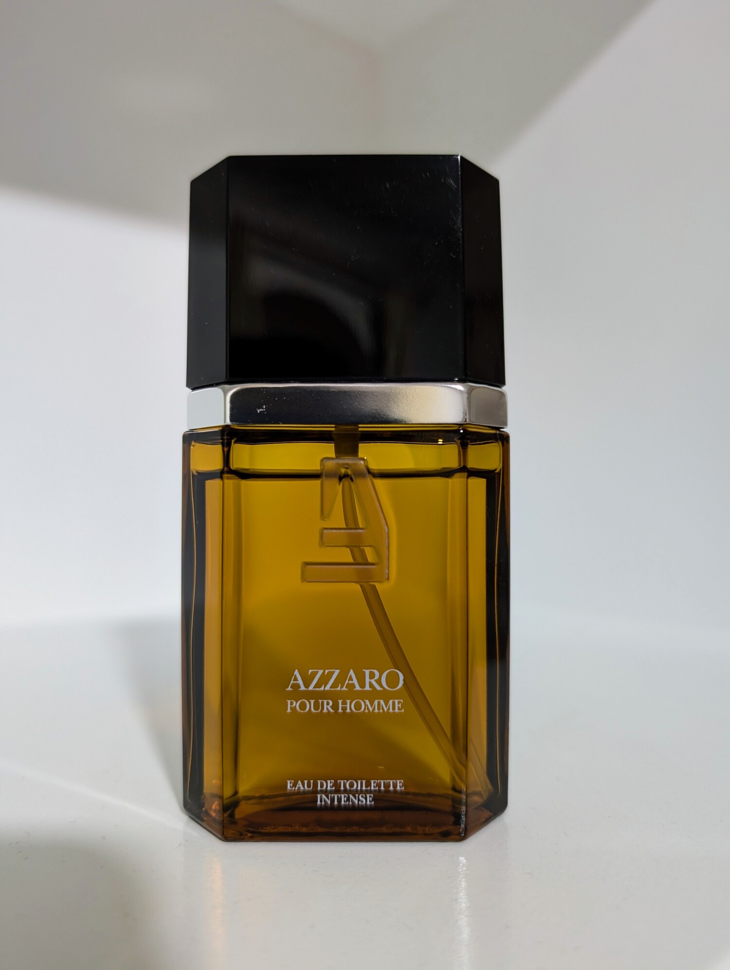 آزارو پور هوم اینتنس