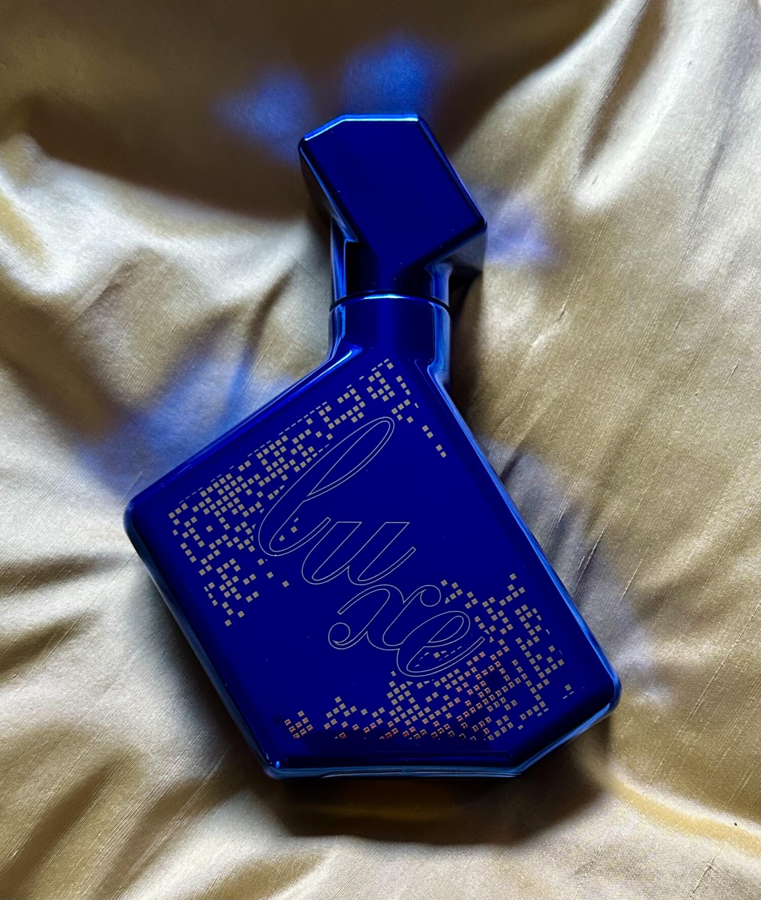لوکس نایت لایف