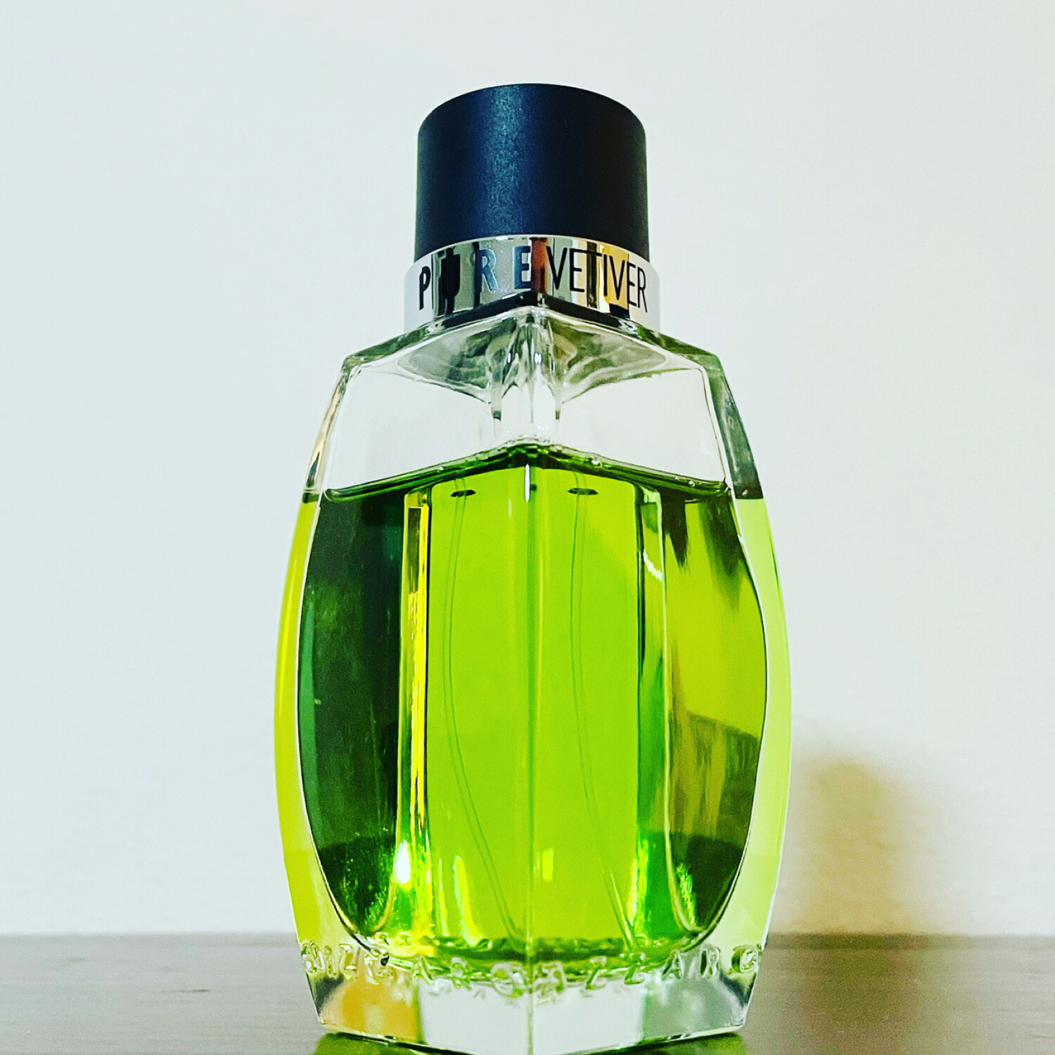 پیور وتیور